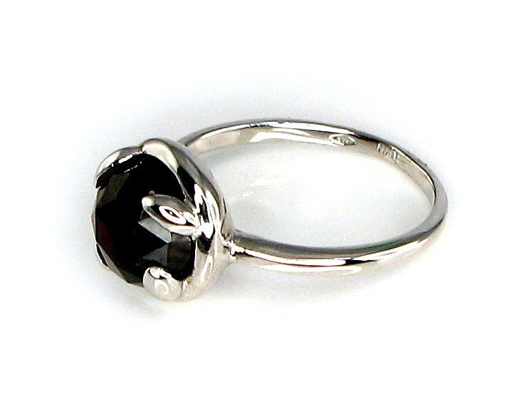 Gold ring with Garnet - Image 2