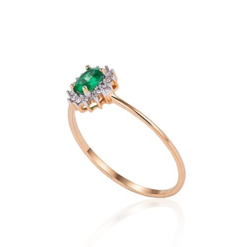 Alternative view of Gold ring with Diamonds , Emerald