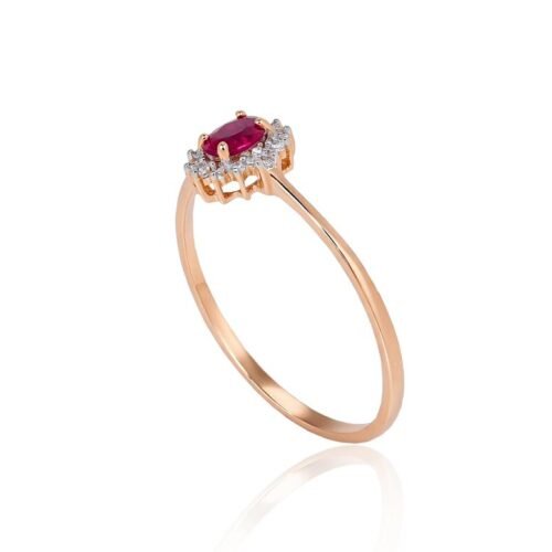 Alternative view of Gold ring with Diamonds , Ruby