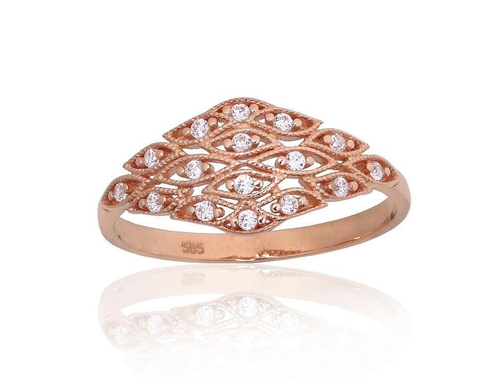 Gold ring with Zirkons