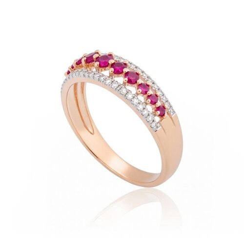 Alternative view of Gold ring with Diamonds , Ruby