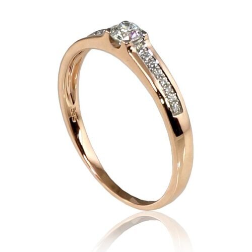 Alternative view of Gold ring with Diamonds