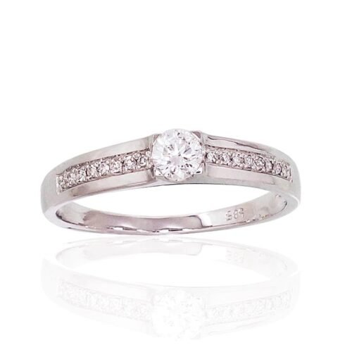 Gold ring with Diamonds