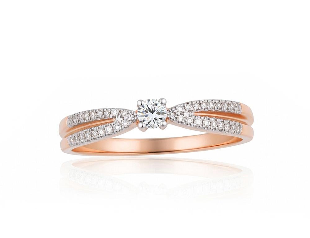Gold ring with Diamonds