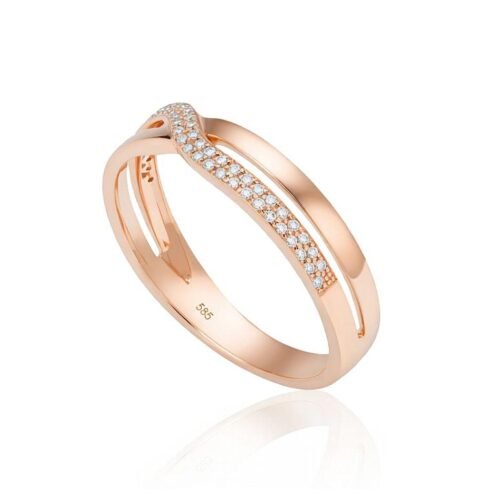 Alternative view of Gold ring with Diamonds