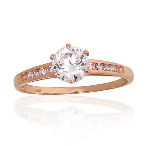 Gold ring with Zirkons
