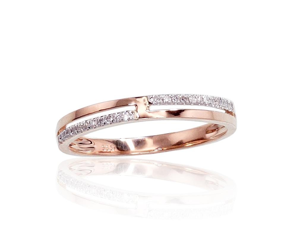 Gold ring with Diamonds