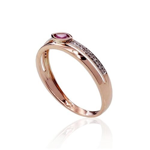 Alternative view of Gold ring with Diamonds , Ruby