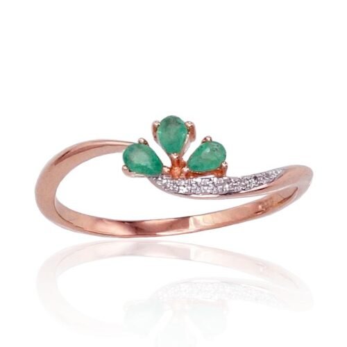 Gold ring with Diamonds , Emerald