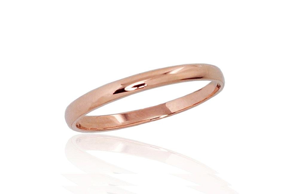 Gold wedding ring