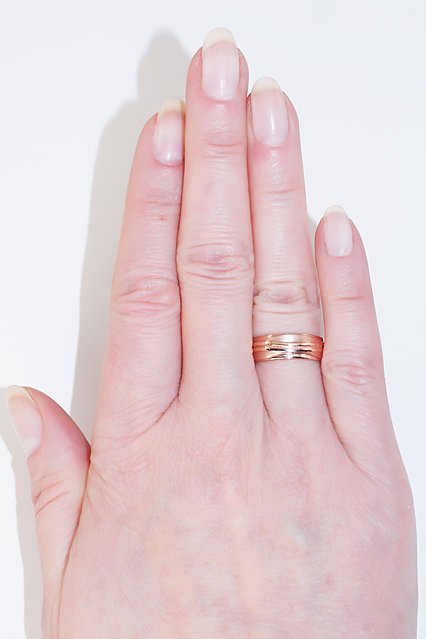 Gold wedding ring - Image 3