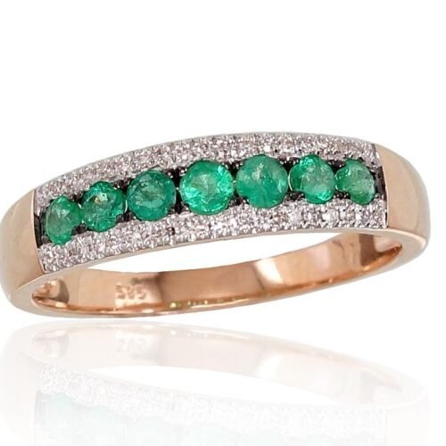 Gold ring with Diamonds , Emerald