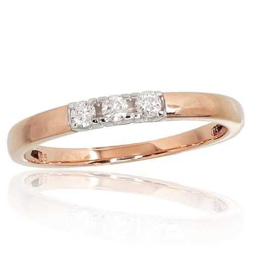 Gold ring with Diamonds