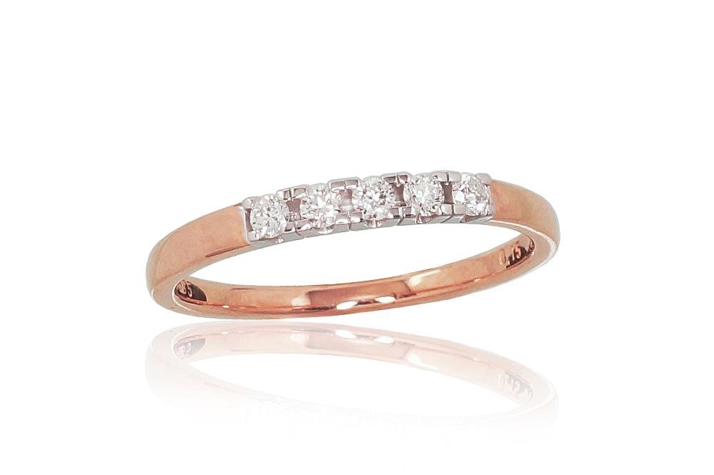 Gold ring with Diamonds