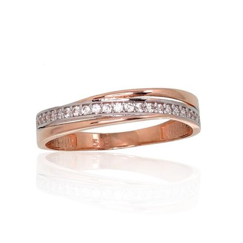 Gold ring with Zirkons