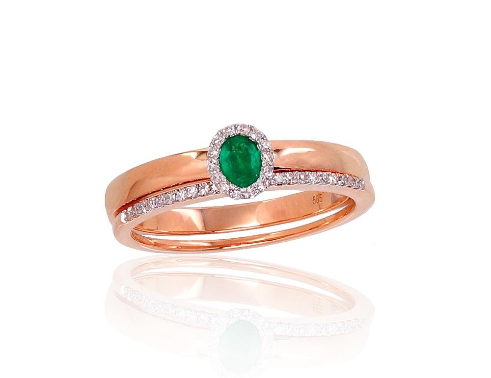 Gold ring with Diamonds , Emerald