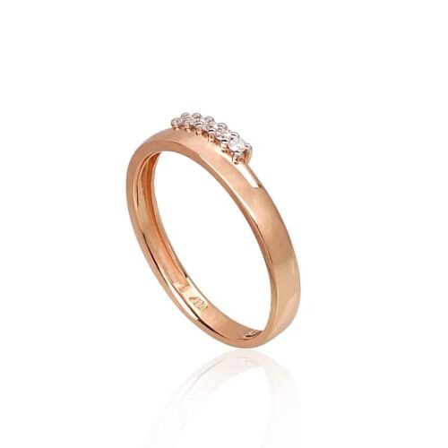 Alternative view of Gold ring with Diamonds