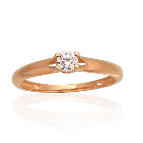 Gold ring with Zirkons