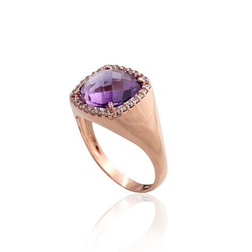 Alternative view of Gold ring with Zirkons , Amethyst