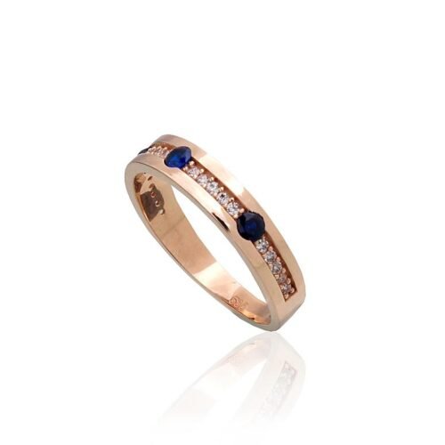 Alternative view of Gold ring with Zirkons