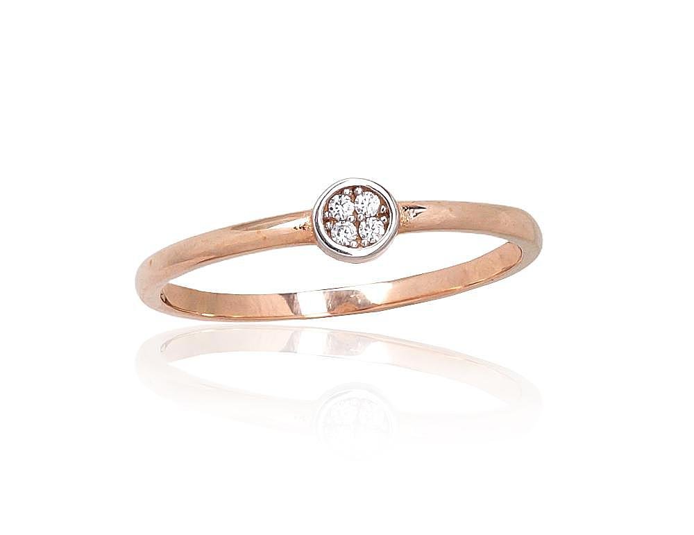 Gold ring with Zirkons