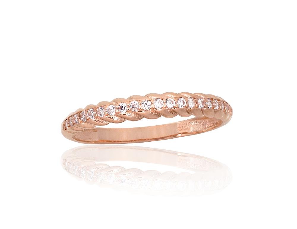 Gold ring with Zirkons