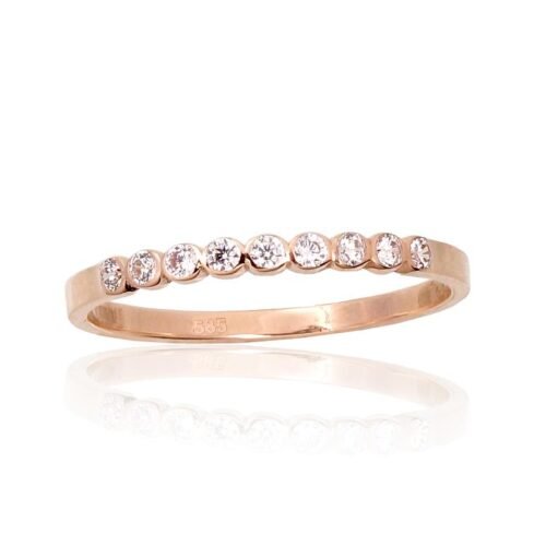 Gold ring with Zirkons