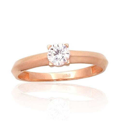 Gold ring with Zirkons