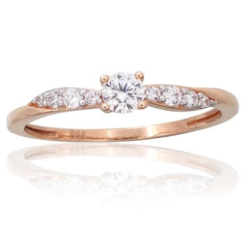 Gold ring with Zirkons