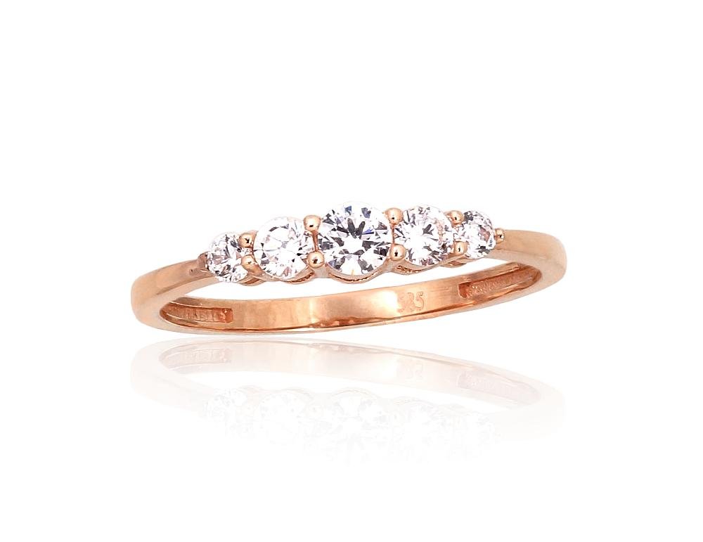Gold ring with Zirkons