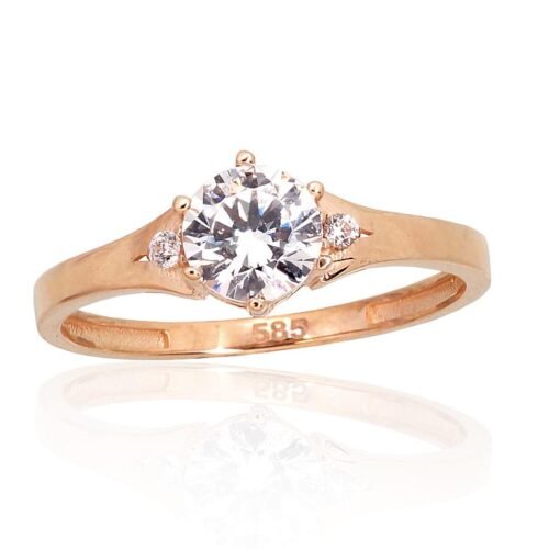 Gold ring with Zirkons