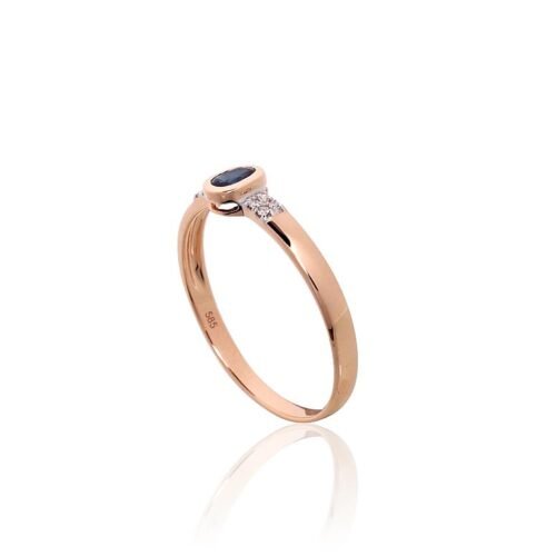Alternative view of Gold ring with Diamonds , Sapphire