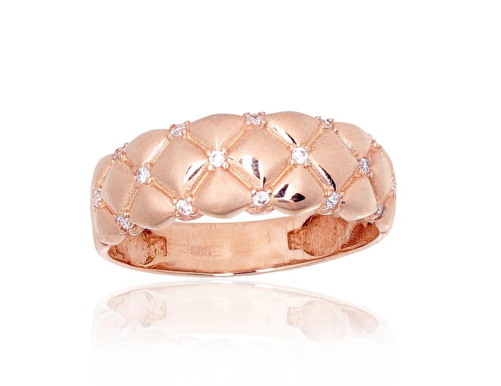 Gold ring with Zirkons