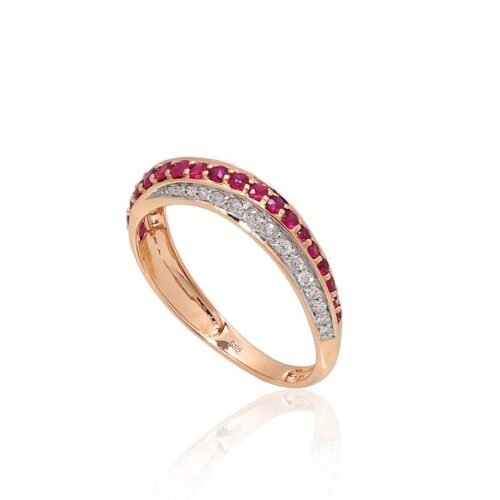 Alternative view of Gold ring with Diamonds , Ruby
