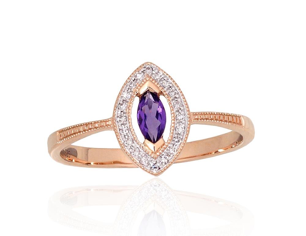 Gold ring with Diamonds , Amethyst