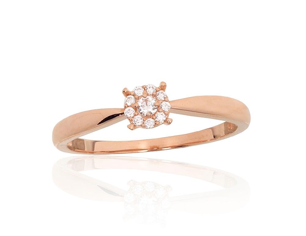 Gold ring with Zirkons