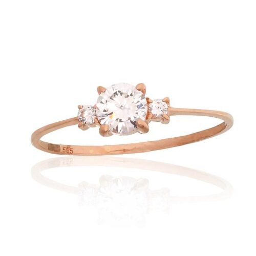 Gold ring with Zirkons