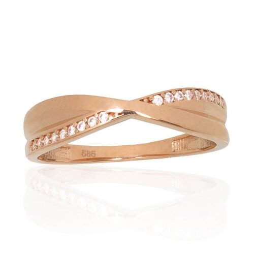 Gold ring with Zirkons