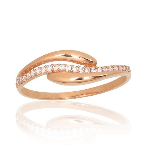 Gold ring with Zirkons