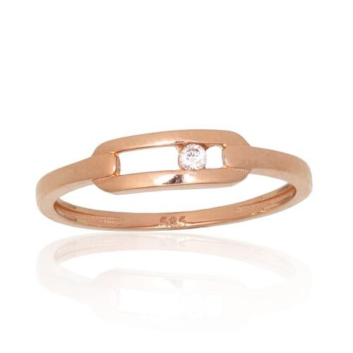 Gold ring with Zirkons