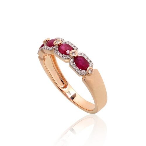 Alternative view of Gold ring with Diamonds , Ruby