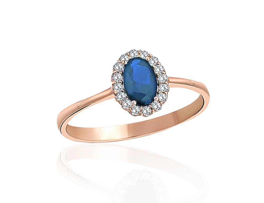 Gold ring with Zirkons
