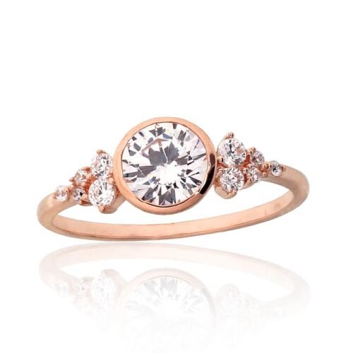Gold ring with Zirkons