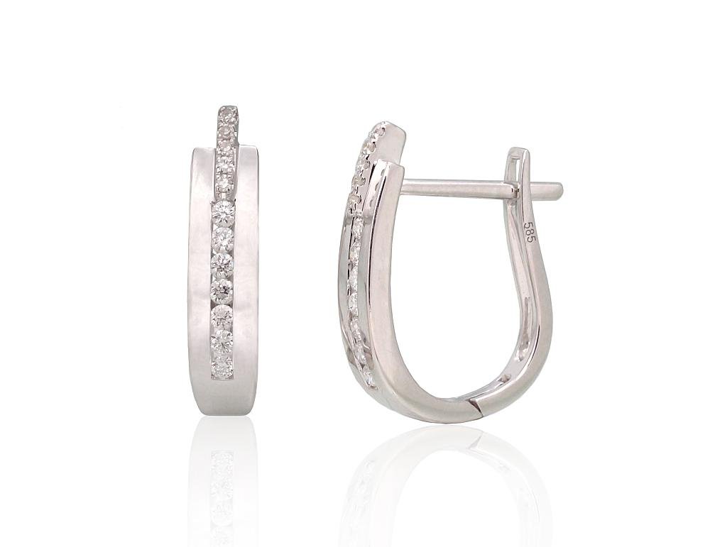 Gold earrings with 'english' lock with Diamonds