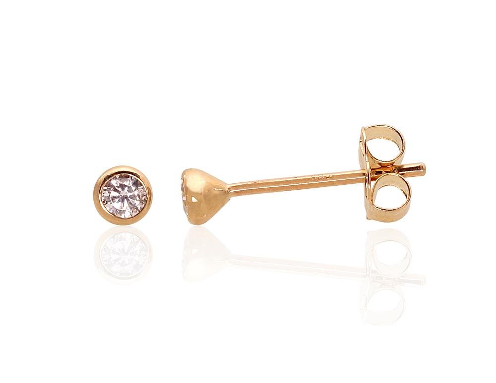 Gold classic studs earrings with Zirkons