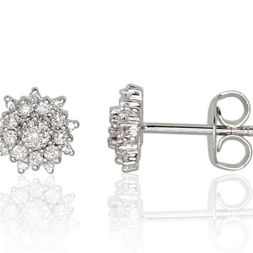 Gold classic studs earrings with Diamonds