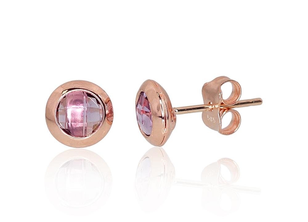 Gold classic studs earrings with Amethyst