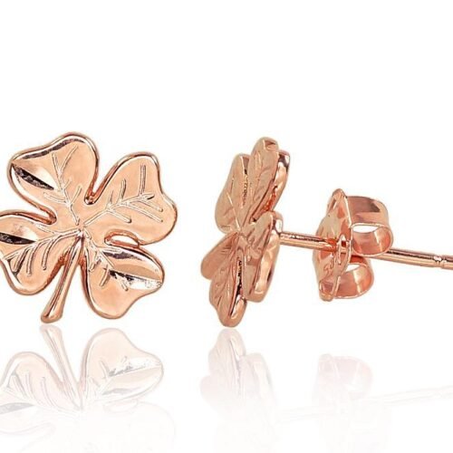 Gold classic studs earrings