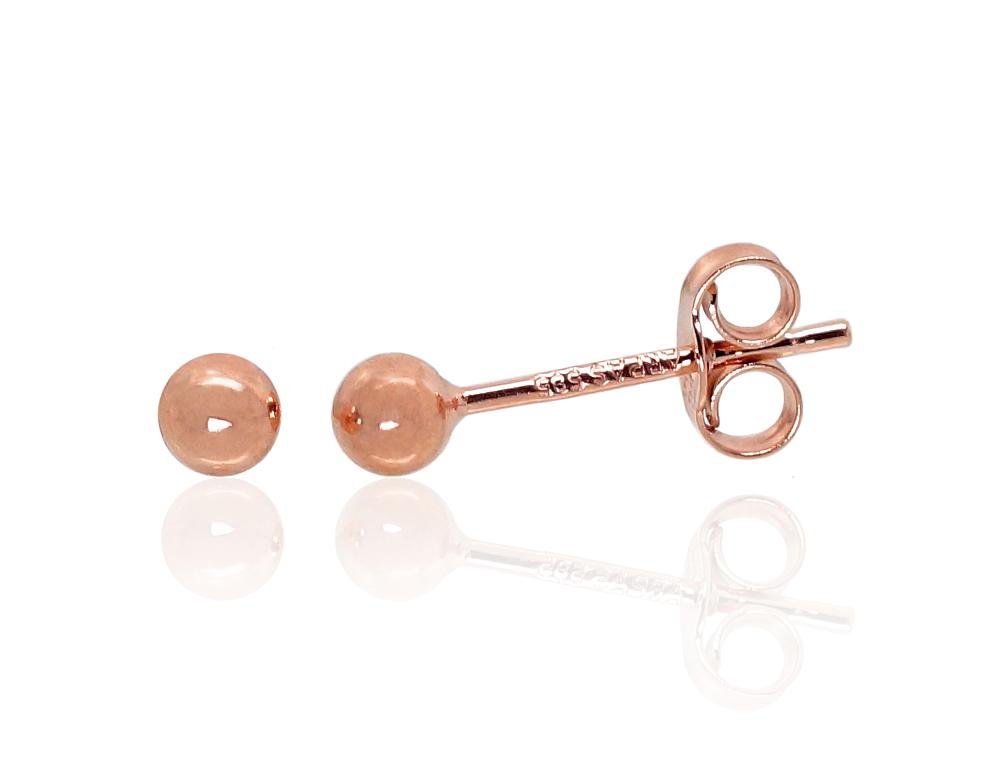 Gold classic studs earrings