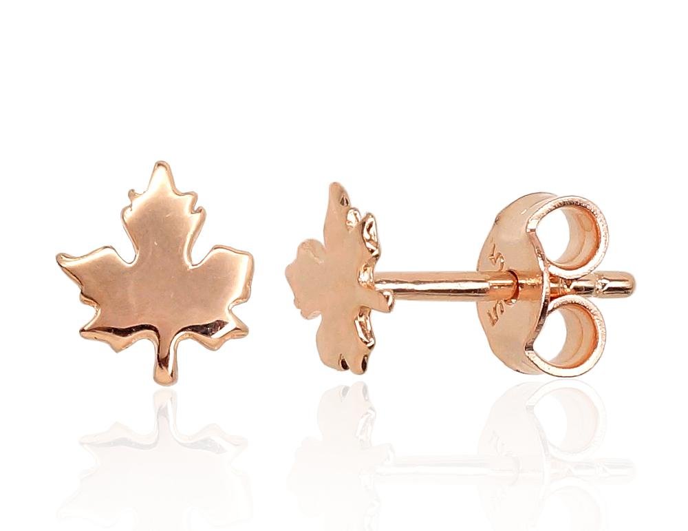 Gold classic studs earrings